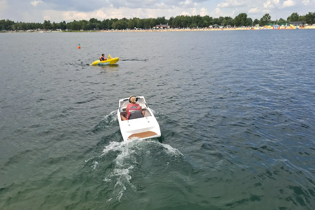 eJetBoat elektryczna mini łódź